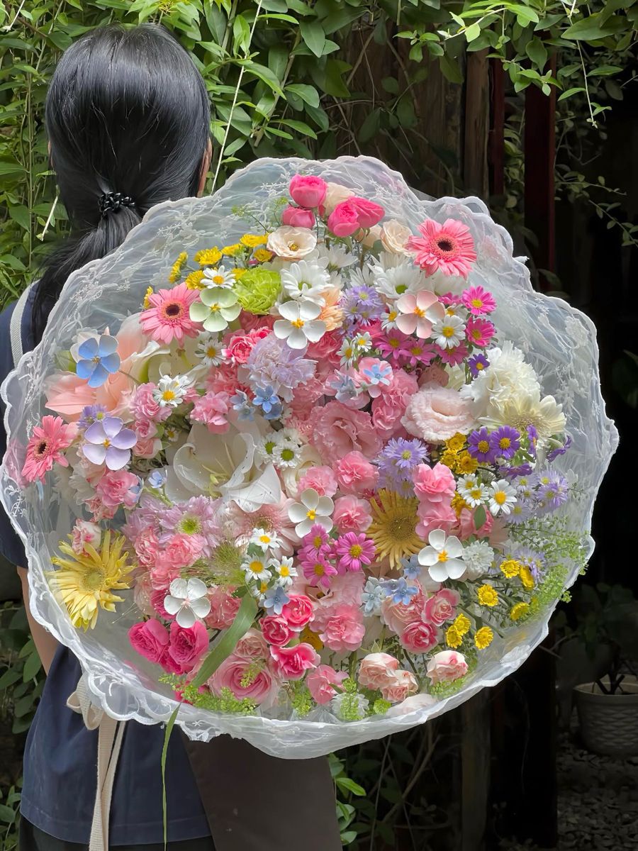 💐 Bó Hoa Ngọt Ngào Tri Ân – Quà Tặng 20/11